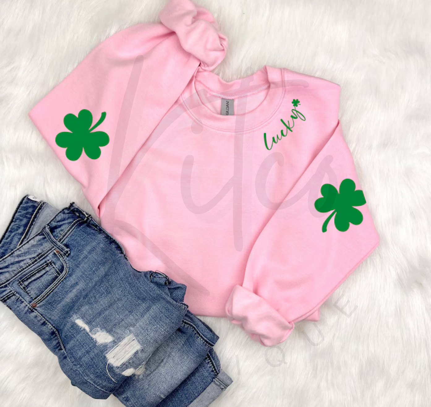 LUCKY SHAMROCKS CREWNECK