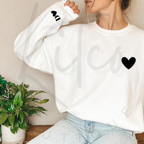 HEART CREWNECK W/ INITIALS